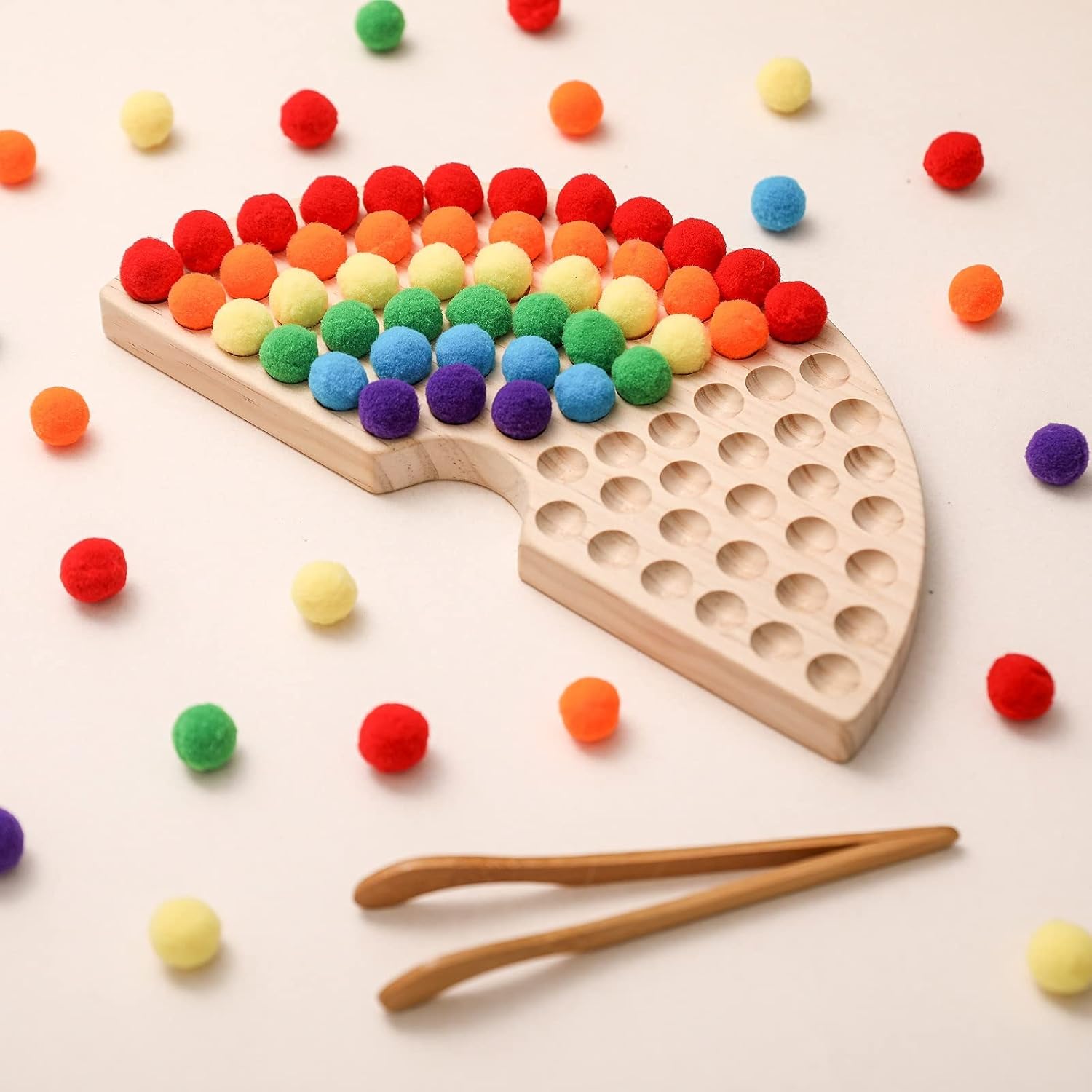 Jeu de Perles et Planche en Bois Montessori | Jouet éducatif pour tout-petits | Tri des couleurs et comptage | Développement de la motricité fine