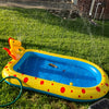 Piscine Gonflable Enfant 3-en-1 avec Dinosaure – Aire de Jeu Arroseuse Extérieure