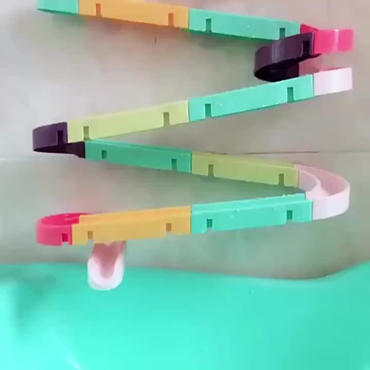 Set Interactif de Bain | Circuit à Billes pour 0-3 Ans | Assemblez Tuyaux et Billes pour Activité Ludique sous la Douche | Pas de Piles, Plastique Non Toxique King of Toys