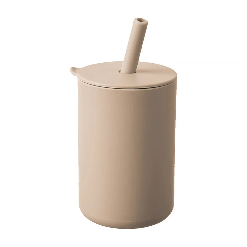 Tasse à paille pour bébé de 150ml Tasse à boire pour enfant de 5oz Tasse d'apprentissage en silicone pour bébé et enfant Tasse d'alimentation portable et pratique