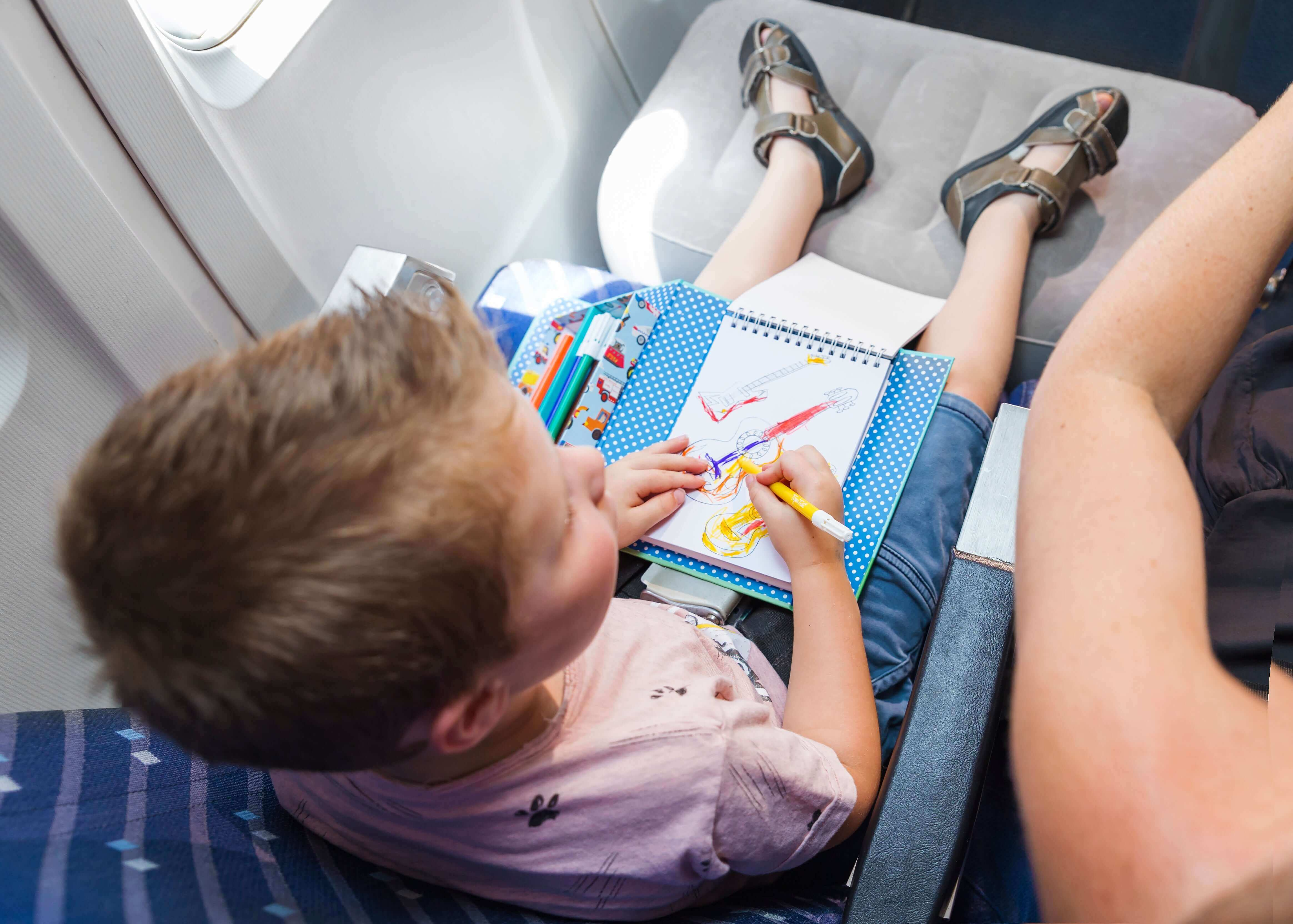 CloudNest Coussin de Voyage pour Enfants – Soutien gonflable pour avion et voiture