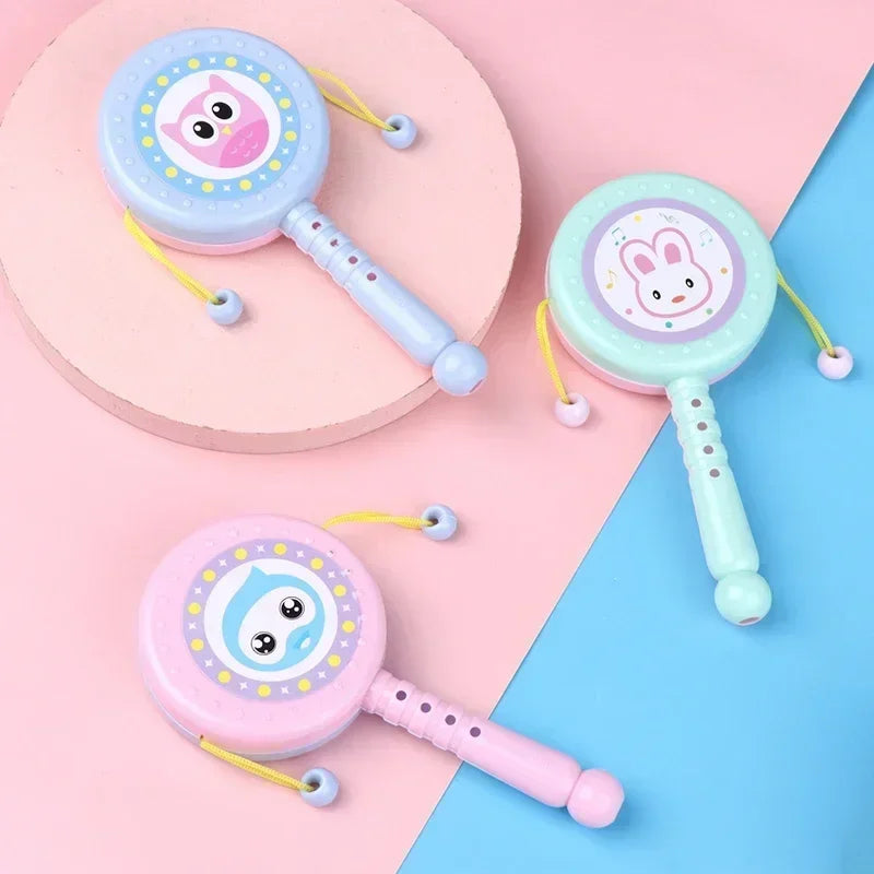 Hochet Tambour Rotatif en Plastique pour Bébé - Jouet Musical d'Éveil Précoce à Motifs d'Animaux pour Garçons et Filles