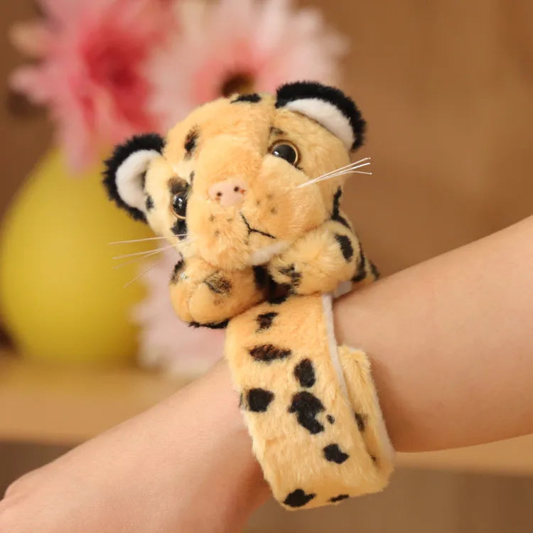 Bracelet slap en peluche animaux - Cadeau d’anniversaire amusant pour enfants King of Toys