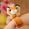 Bracelet slap en peluche animaux - Cadeau d’anniversaire amusant pour enfants King of Toys