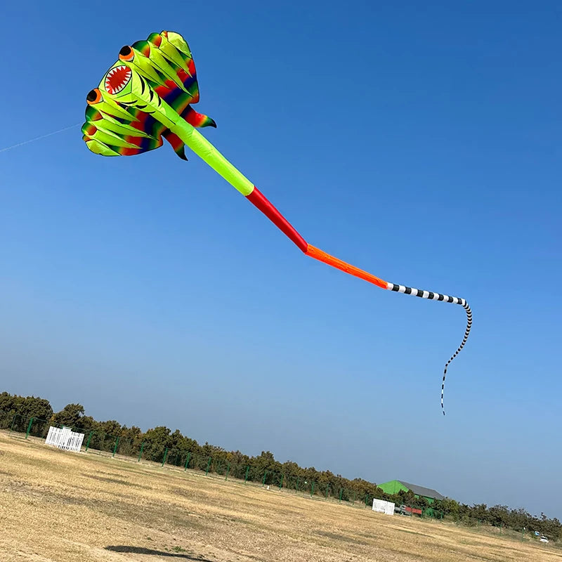 Cerf-Volant Ray 3D Doux de 12,5 M, 9 Entrées d'Air, Cerf-Volant Géant Animal Gonflable de Plage, Facile à Voler, Sac de Protection Anti-Déchirure King of Toys