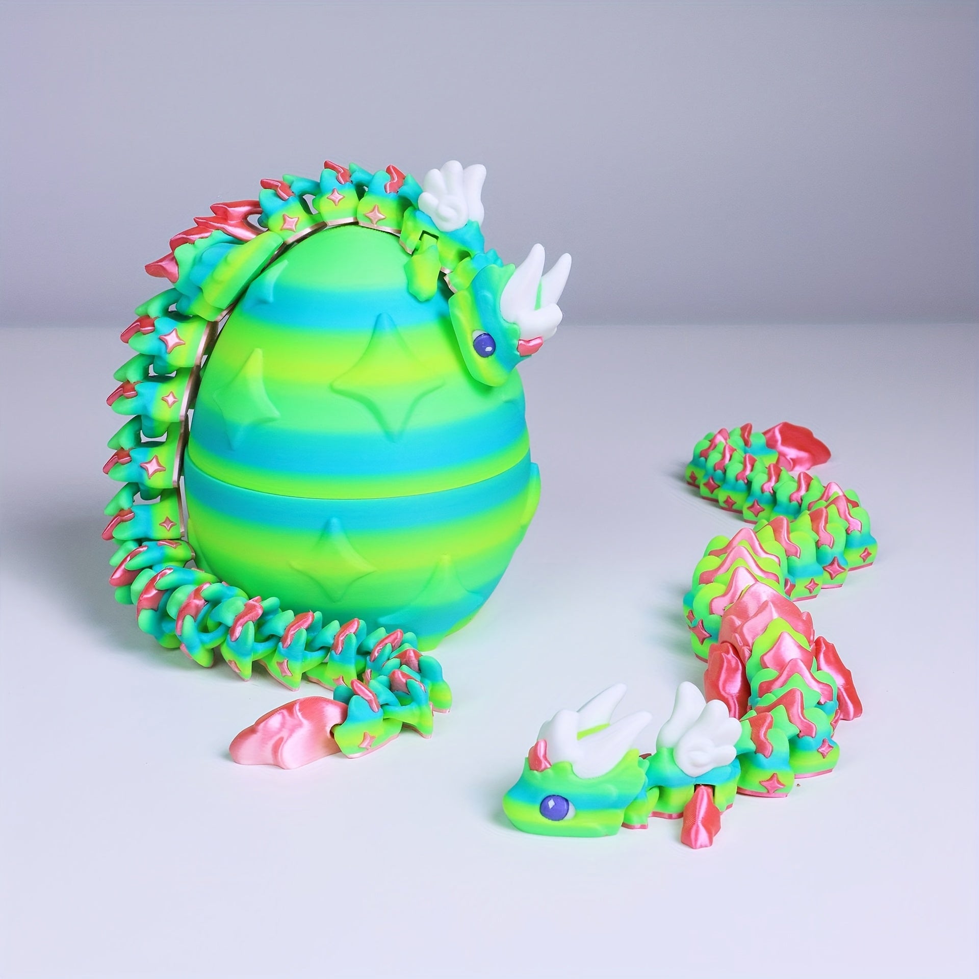 Figurine Dragon Articulé Imprimée 3D et son Œuf - Modèle de Collection Fantaisie pour Fans de Jeux de Rôle et Décoration - Cadeau Unique