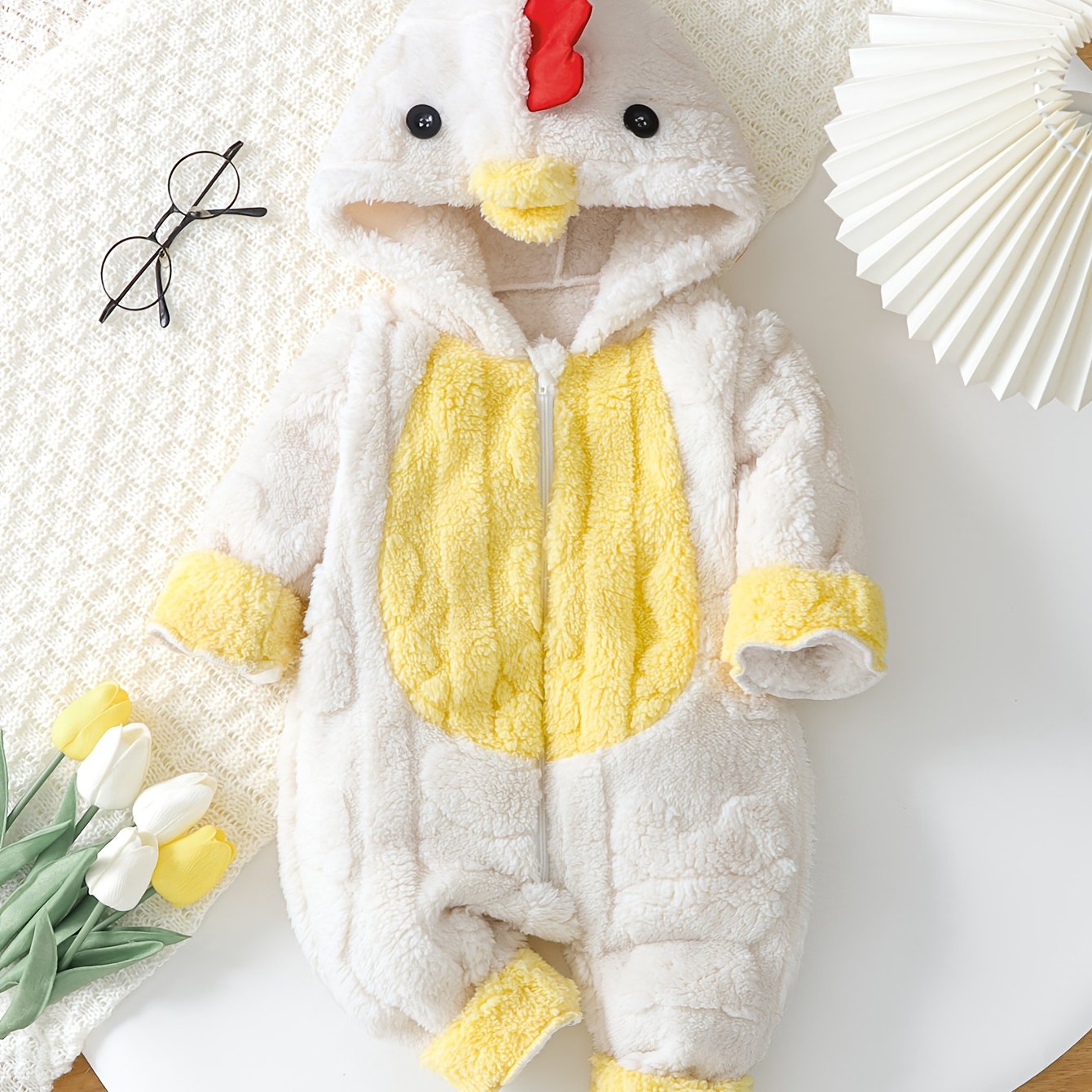 Combinaison Bébé Unisexe en Polaire Motif Poussin - Grenouillère à Capuche Chaude et Douce pour Filles et Garçons (Automne/Hiver)